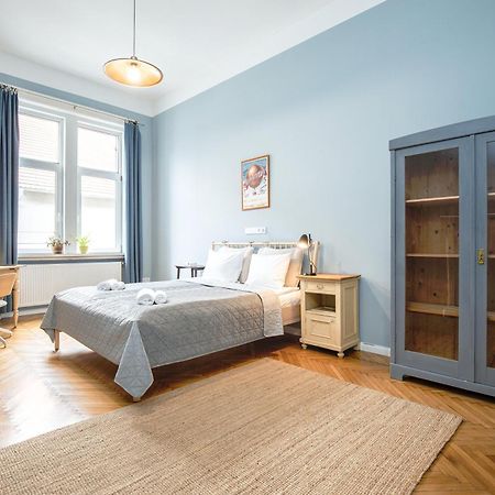 Budapestayz - Weiner Apartments Buitenkant foto